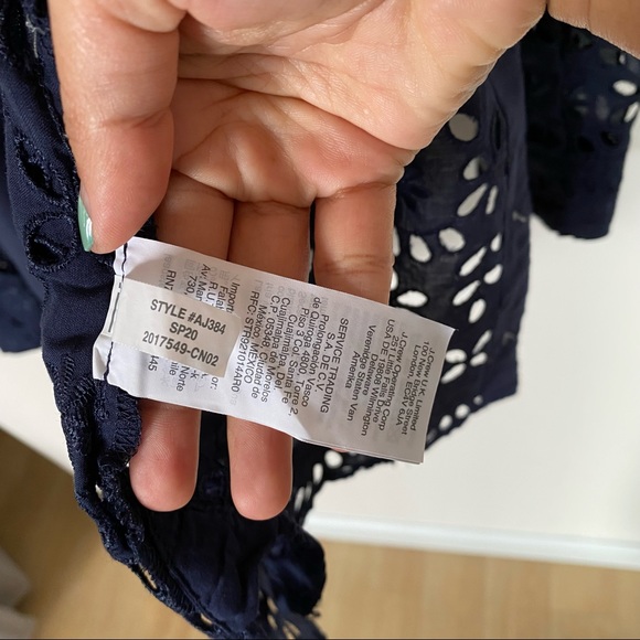 *SOLD* J.Crew Navy Button-up Embroidered Eyelet Shirt 0 - Picture 6 of 7